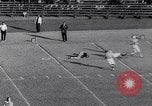 Standbild Football Game United States USA, 1963, aus Sekunde 62 historischem Filmmaterial Videoclip 65675039172