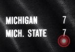 Standbild Fußball Ann Arbor Michigan USA, 1963, aus Sekunde 7 historischem Filmmaterial Videoclip 65675039174