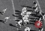 Standbild Fußball Ann Arbor Michigan USA, 1963, aus Sekunde 53 historischem Filmmaterial Videoclip 65675039174