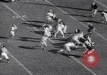 Standbild Fußball Ann Arbor Michigan USA, 1963, aus Sekunde 61 historischem Filmmaterial Videoclip 65675039174