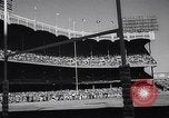 Standbild Football Game New York United States USA, 1963, aus Sekunde 6 historischem Filmmaterial Videoclip 65675039175