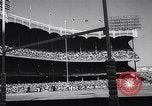 Standbild Football Game New York United States USA, 1963, aus Sekunde 7 historischem Filmmaterial Videoclip 65675039175
