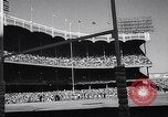 Standbild Football Game New York United States USA, 1963, aus Sekunde 9 historischem Filmmaterial Videoclip 65675039175
