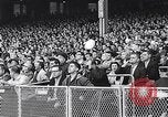 Standbild Football Game New York United States USA, 1963, aus Sekunde 10 historischem Filmmaterial Videoclip 65675039175