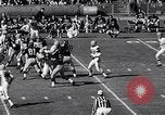 Standbild Football Game New York United States USA, 1963, aus Sekunde 14 historischem Filmmaterial Videoclip 65675039175