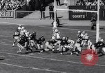 Standbild Football Game New York United States USA, 1963, aus Sekunde 41 historischem Filmmaterial Videoclip 65675039175