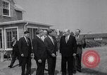 Image John Kennedy Hyannis Port Hyannis Massachusetts USA, 1963, de la seconde 33 séquences d'archives historiques vidéo 65675039178