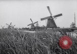 Immagine di Mulini a vento Kinderdijk Olanda, 1963, secondo 20 filmato di repertorio 65675039179