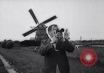 Immagine di Mulini a vento Kinderdijk Olanda, 1963, secondo 22 filmato di repertorio 65675039179