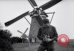 Immagine di Mulini a vento Kinderdijk Olanda, 1963, secondo 33 filmato di repertorio 65675039179