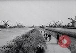 Immagine di Mulini a vento Kinderdijk Olanda, 1963, secondo 48 filmato di repertorio 65675039179