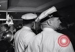 Standbild John Kennedy besuche Sohn Patrick Bouvier Kennedy Otis Air Force Base Massachusetts USA, 1963, aus Sekunde 47 historischem Filmmaterial Videoclip 65675039182