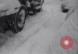 Immagine di Innevate per strade e veicoli New York City USA, 1947, secondo 49 filmato di repertorio 65675039184