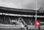 Immagine di John Pennel White City Regno Unito, 1963, secondo 15 filmato di repertorio 65675039191