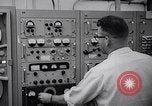 Immagine di Ricercatori United States USA, 1963, secondo 33 filmato di repertorio 65675039193