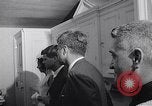 Immagine di John Kennedy Hyannis Port Hyannis Massachusetts USA, 1963, secondo 16 filmato di repertorio 65675039194