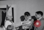 Immagine di John Kennedy Hyannis Port Hyannis Massachusetts USA, 1963, secondo 26 filmato di repertorio 65675039194