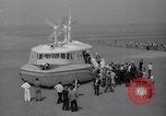 Image Hovercraft au Pays de Galles, 1963, de la seconde 4 séquences d'archives historiques vidéo 65675039201