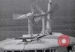 Image Hovercraft au Pays de Galles, 1963, de la seconde 9 séquences d'archives historiques vidéo 65675039201