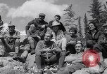 Standbild Bergsteiger Kanada, 1963, aus Sekunde 11 historischem Filmmaterial Videoclip 65675039202