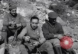 Standbild Bergsteiger Kanada, 1963, aus Sekunde 26 historischem Filmmaterial Videoclip 65675039202