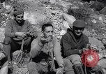 Standbild Bergsteiger Kanada, 1963, aus Sekunde 29 historischem Filmmaterial Videoclip 65675039202