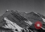 Standbild Bergsteiger Kanada, 1963, aus Sekunde 39 historischem Filmmaterial Videoclip 65675039202