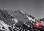 Standbild Bergsteiger Kanada, 1963, aus Sekunde 41 historischem Filmmaterial Videoclip 65675039202