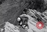Standbild Bergsteiger Kanada, 1963, aus Sekunde 45 historischem Filmmaterial Videoclip 65675039202