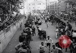 Standbild Tiertreibens Pamplona Spanien, 1963, aus Sekunde 24 historischem Filmmaterial Videoclip 65675039203