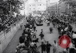 Standbild Tiertreibens Pamplona Spanien, 1963, aus Sekunde 26 historischem Filmmaterial Videoclip 65675039203