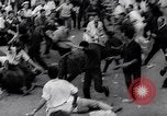 Standbild Tiertreibens Pamplona Spanien, 1963, aus Sekunde 39 historischem Filmmaterial Videoclip 65675039203