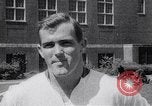 Standbild John Pennel pole Gewölbe nach Einstellung aufzeichnen Coral Gables Florida USA, 1963, aus Sekunde 6 historischem Filmmaterial Videoclip 65675039211