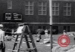 Standbild John Pennel pole Gewölbe nach Einstellung aufzeichnen Coral Gables Florida USA, 1963, aus Sekunde 24 historischem Filmmaterial Videoclip 65675039211