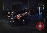 Standbild Jacqueline Kennedy Washington DC USA, 1963, aus Sekunde 39 historischem Filmmaterial Videoclip 65675039226