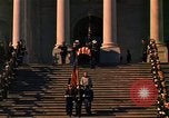 Standbild Sarg Lager Körper von John Kennedy Washington DC USA, 1963, aus Sekunde 4 historischem Filmmaterial Videoclip 65675039227