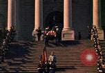 Standbild Sarg Lager Körper von John Kennedy Washington DC USA, 1963, aus Sekunde 8 historischem Filmmaterial Videoclip 65675039227