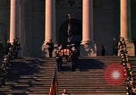 Standbild Sarg Lager Körper von John Kennedy Washington DC USA, 1963, aus Sekunde 14 historischem Filmmaterial Videoclip 65675039227