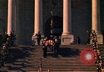 Standbild Sarg Lager Körper von John Kennedy Washington DC USA, 1963, aus Sekunde 16 historischem Filmmaterial Videoclip 65675039227
