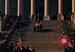 Standbild Sarg Lager Körper von John Kennedy Washington DC USA, 1963, aus Sekunde 20 historischem Filmmaterial Videoclip 65675039227