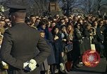Standbild Zuschauer Washington DC USA, 1963, aus Sekunde 49 historischem Filmmaterial Videoclip 65675039228