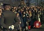Standbild Zuschauer Washington DC USA, 1963, aus Sekunde 52 historischem Filmmaterial Videoclip 65675039228