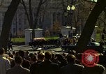 Immagine di Il corteo funebre di John Kennedy Washington DC USA, 1963, secondo 15 filmato di repertorio 65675039231