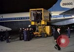 Standbild Jacqueline Kennedy Andrews Air Force Base Maryland USA, 1963, aus Sekunde 17 historischem Filmmaterial Videoclip 65675039232