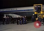 Standbild Jacqueline Kennedy Andrews Air Force Base Maryland USA, 1963, aus Sekunde 22 historischem Filmmaterial Videoclip 65675039232