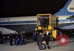 Standbild Jacqueline Kennedy Andrews Air Force Base Maryland USA, 1963, aus Sekunde 28 historischem Filmmaterial Videoclip 65675039232