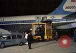 Standbild Jacqueline Kennedy Andrews Air Force Base Maryland USA, 1963, aus Sekunde 41 historischem Filmmaterial Videoclip 65675039232
