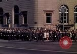 Image John Kennedy's cortège funèbre Washington DC USA, 1963, de la seconde 21 séquences d'archives historiques vidéo 65675039240