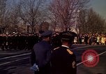 Image John Kennedy's cortège funèbre Washington DC USA, 1963, de la seconde 35 séquences d'archives historiques vidéo 65675039240