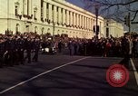 Image John Kennedy's cortège funèbre Washington DC USA, 1963, de la seconde 43 séquences d'archives historiques vidéo 65675039240